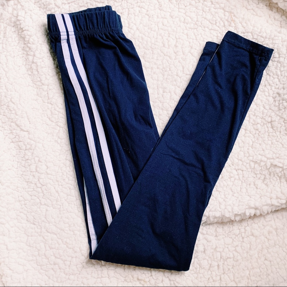 Blue leggings